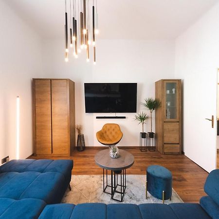 Galeria Apartments & Rooms Zágráb Kültér fotó